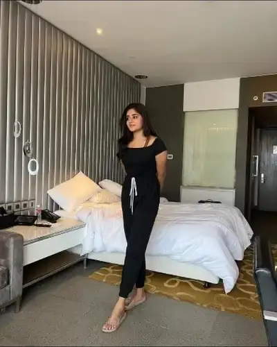Call Girls Service in Khidkali